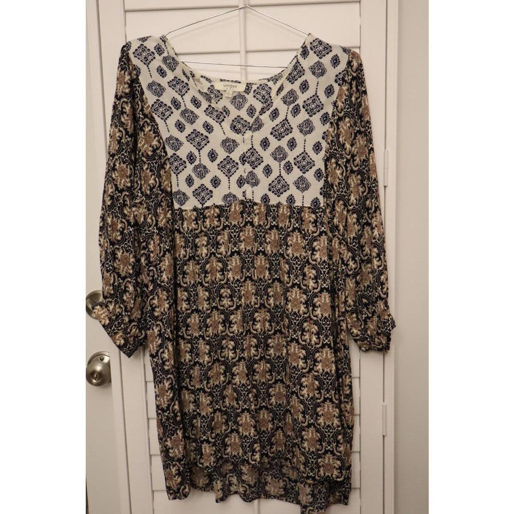 Umgee tunic dress in blue, white, and tan boho prints with a V-neck size Large
